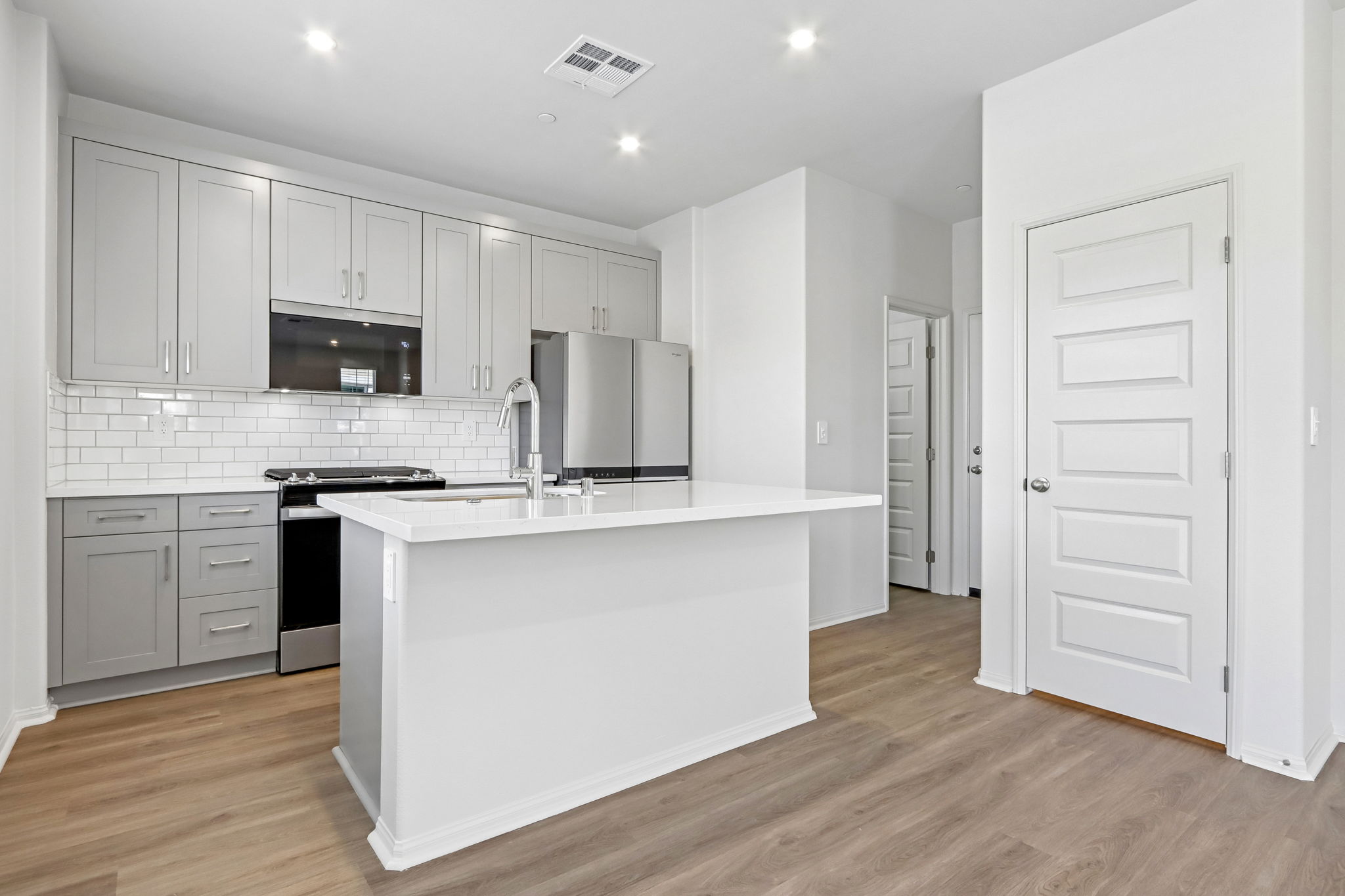 Socal - Prado - 28358 Via Alella Temecula CA 92591 - 009