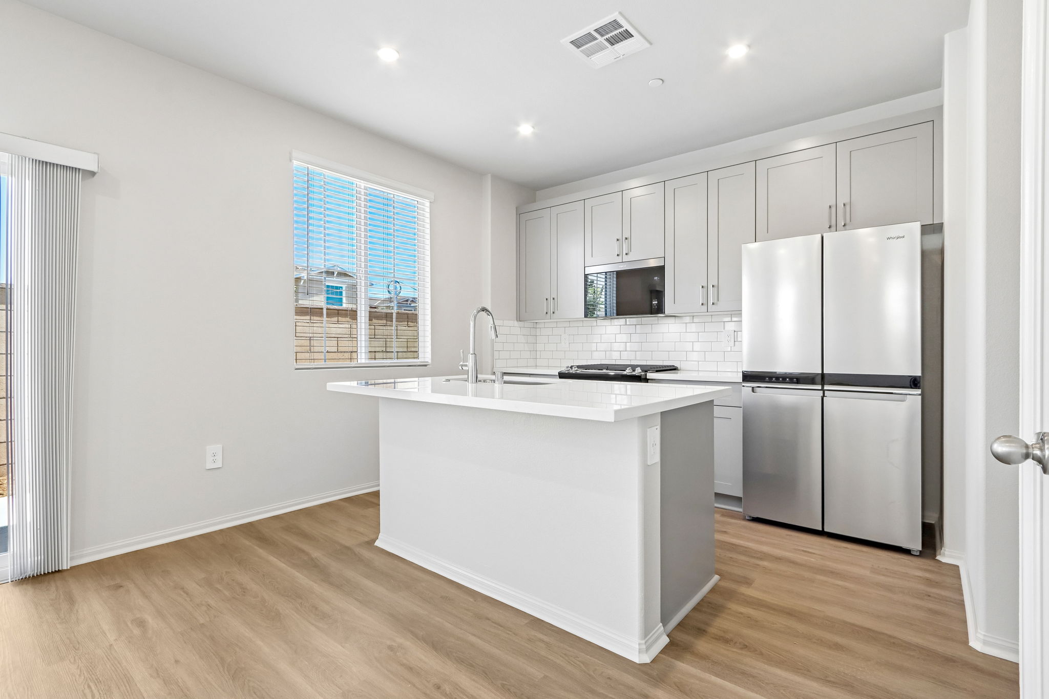 Socal - Prado - 28358 Via Alella Temecula CA 92591 - 010