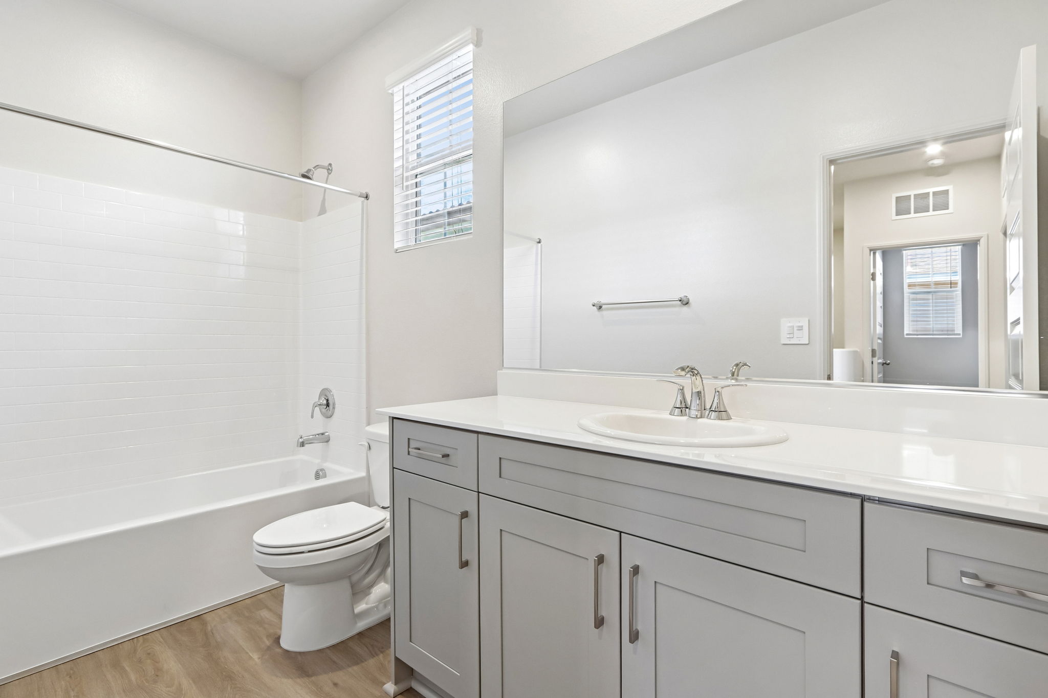 Socal - Prado - 28358 Via Alella Temecula CA 92591 - 015