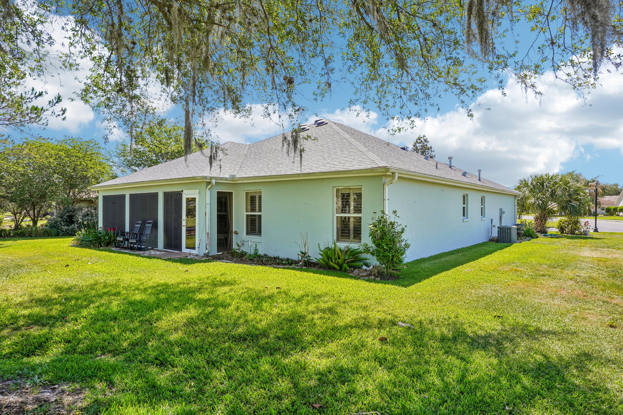 Grant Way-S2504-042.jpg
