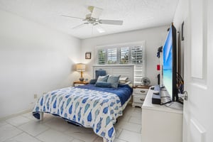 Grant Way-S2504-034.jpg