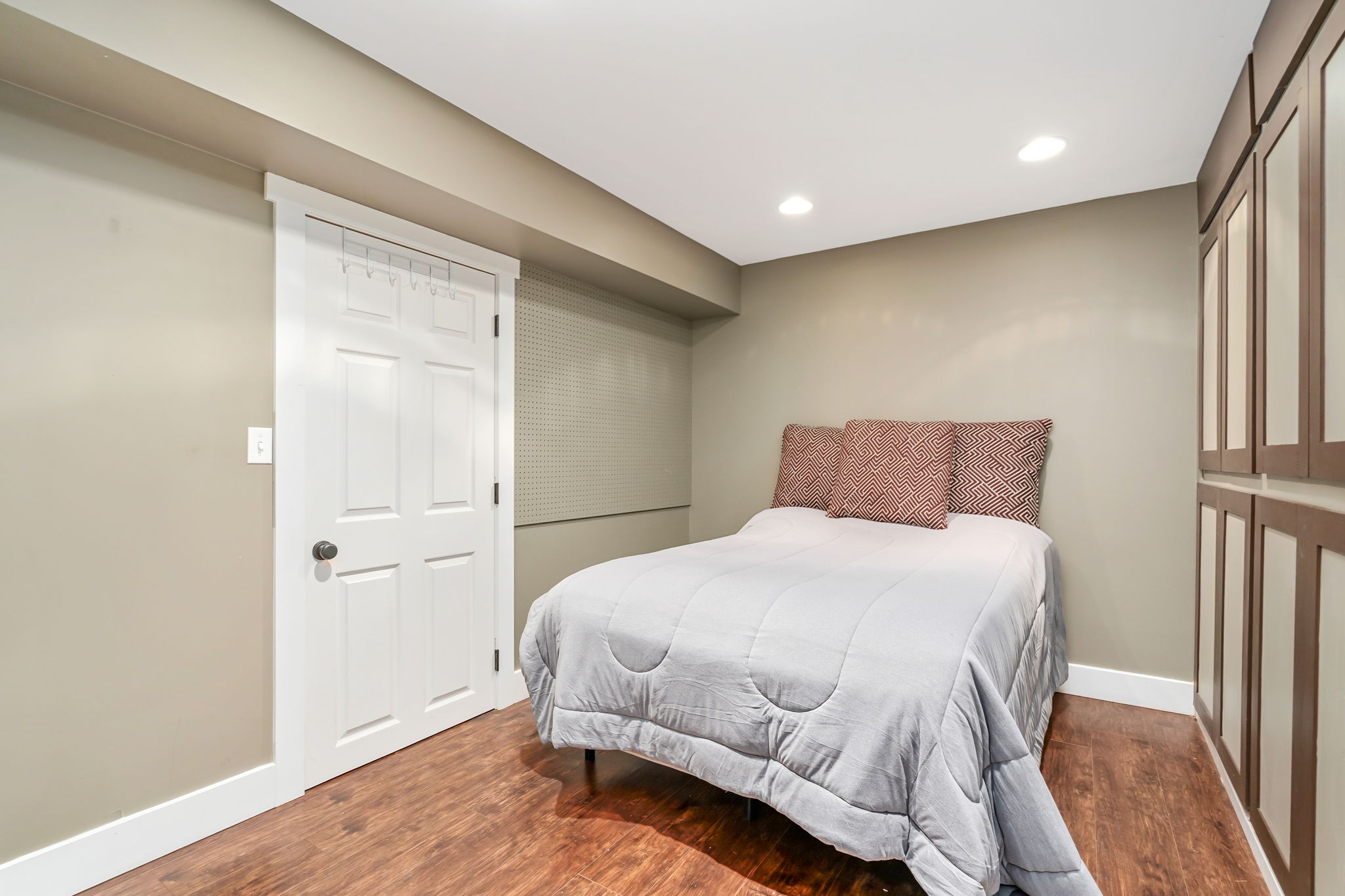 Bonus Room with more storage!