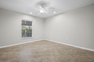 Second bedroom oversize