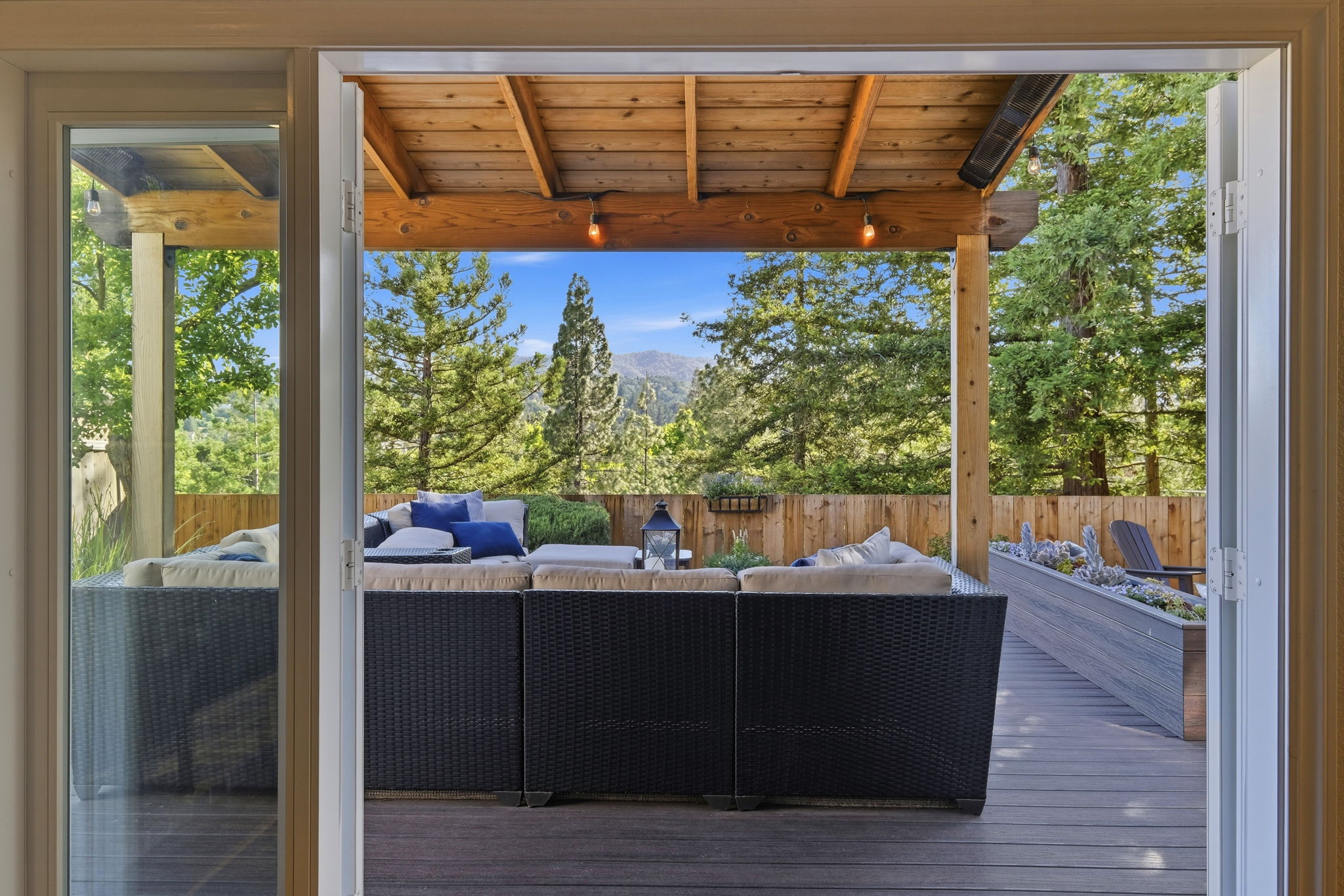 038_F8_2839 Rockridge Dr