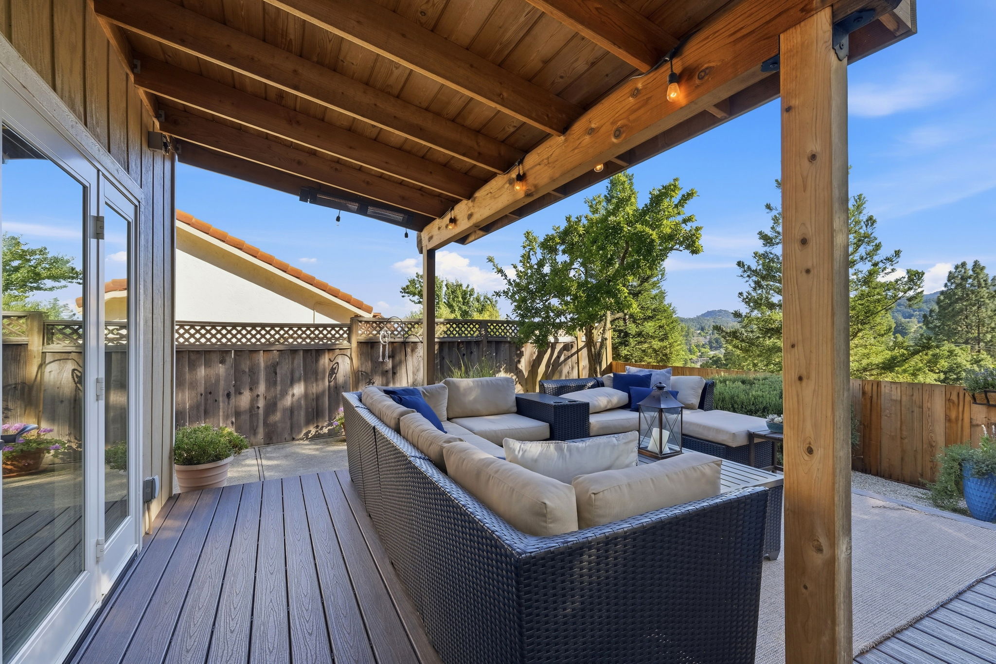 039_F8_2839 Rockridge Dr