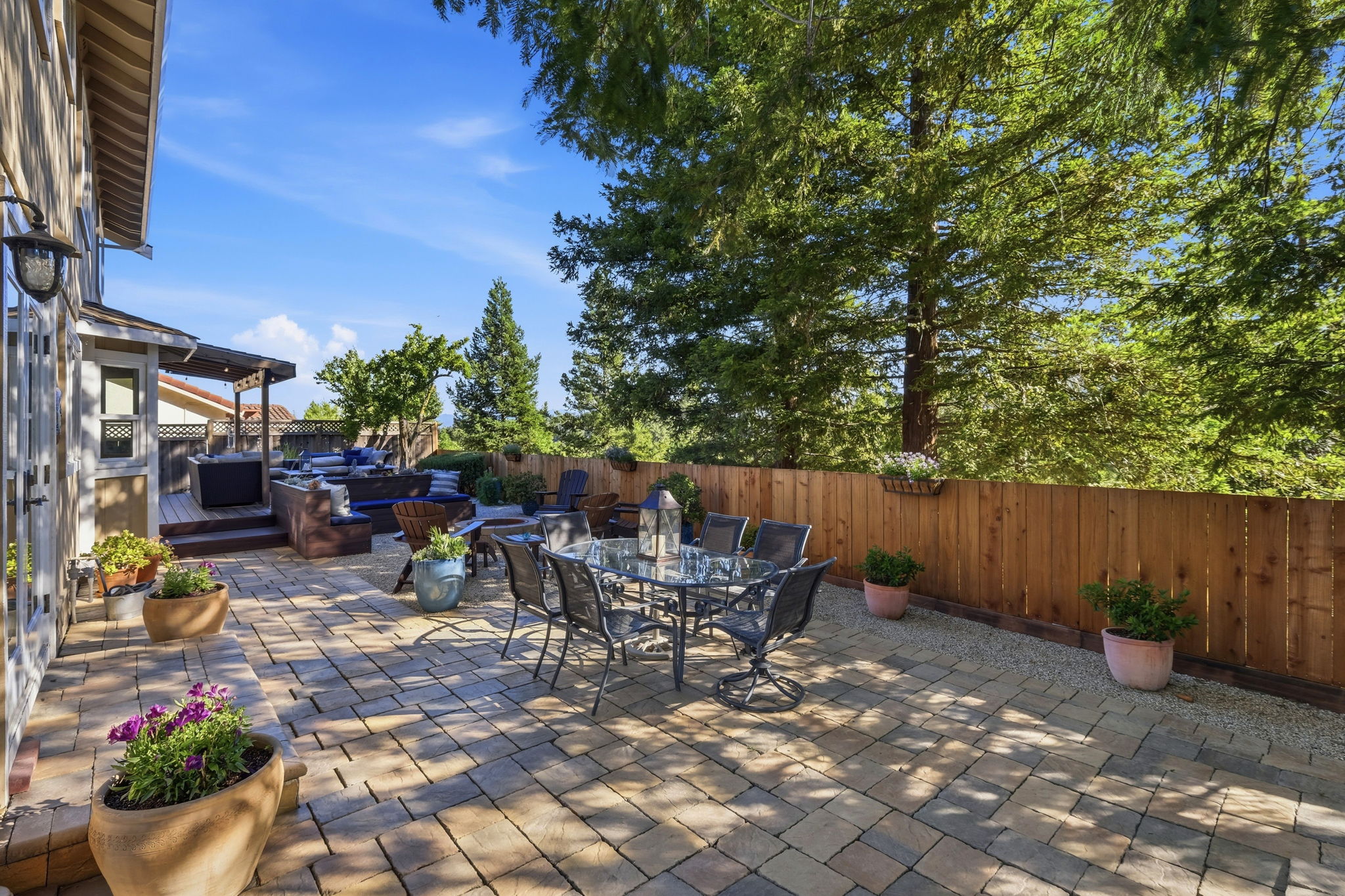 048_F8_2839 Rockridge Dr