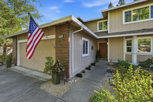 005_F8_2839 Rockridge Dr