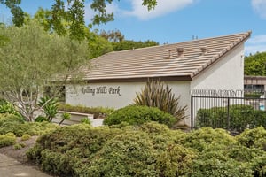 Lakewood Dr-1408-902.jpg