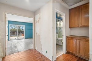 Lakewood Dr-S1408-021.jpg