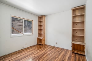 Lakewood Dr-S1408-022.jpg