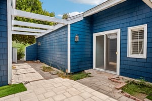 Lakewood Dr-S1408-034.jpg
