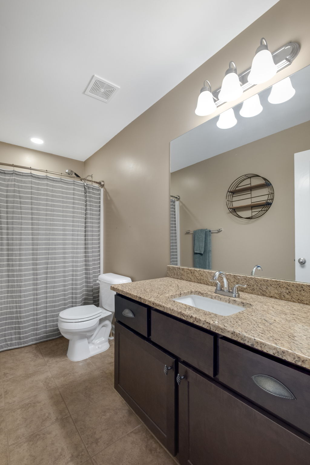 384 Briandwood Dr, Newnan, GA 30265, USA Photo 21
