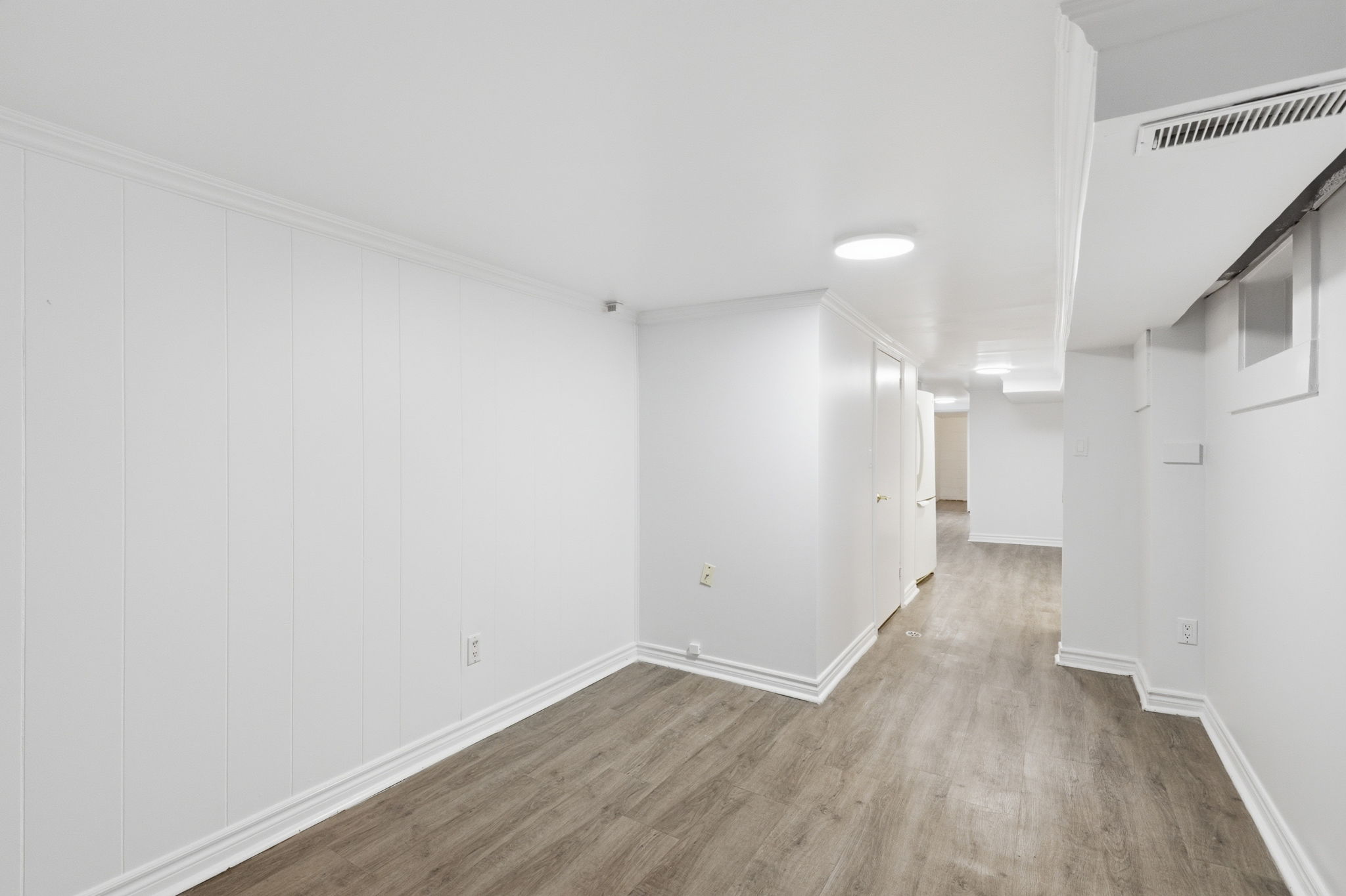 Property in Toronto — delivered property photograph 11
