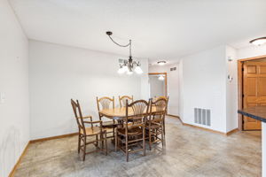 12_Interior