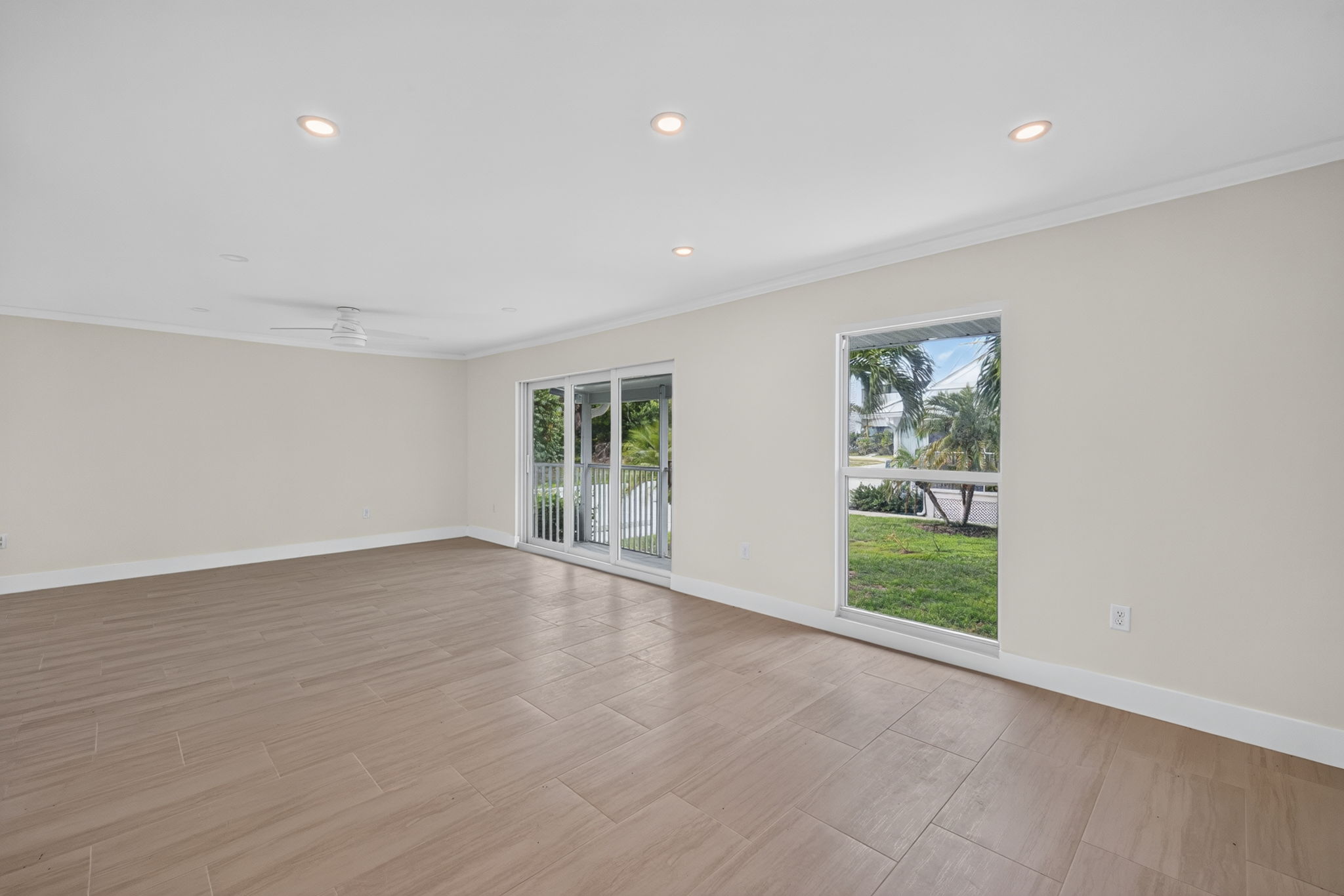 Living Room 1 of 5