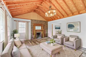 PLMG6706 virtually staged.jpeg