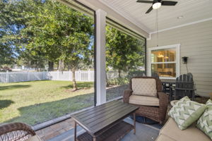 Screened-in Porch