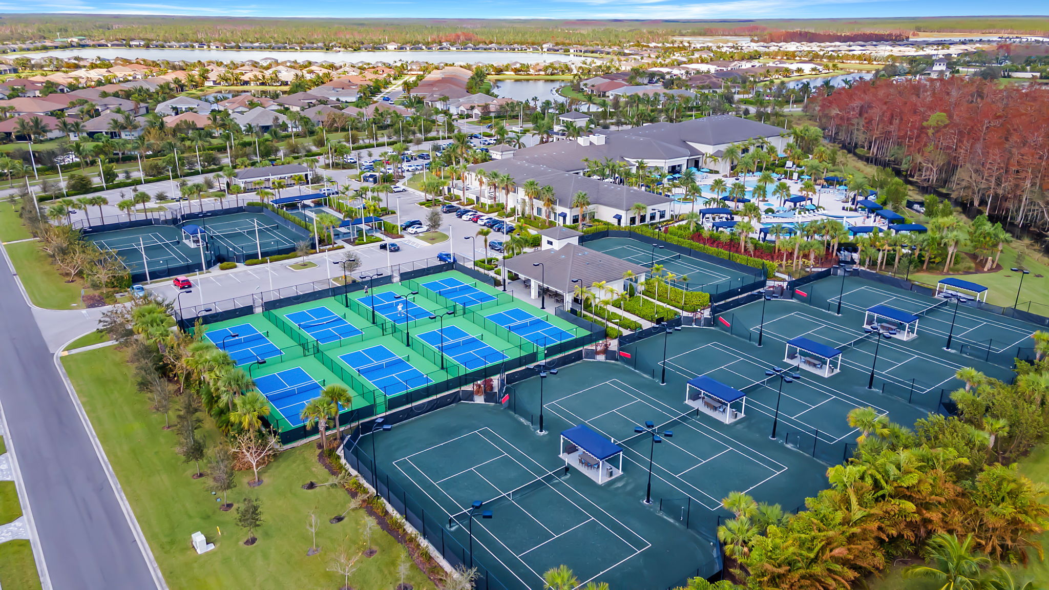 Tennis and pickleball courts...very active players here!