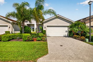 WELCOME TO YOUR NEW VILLA IN SWFL PARADISE!!