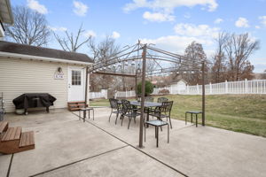  Photo 47
