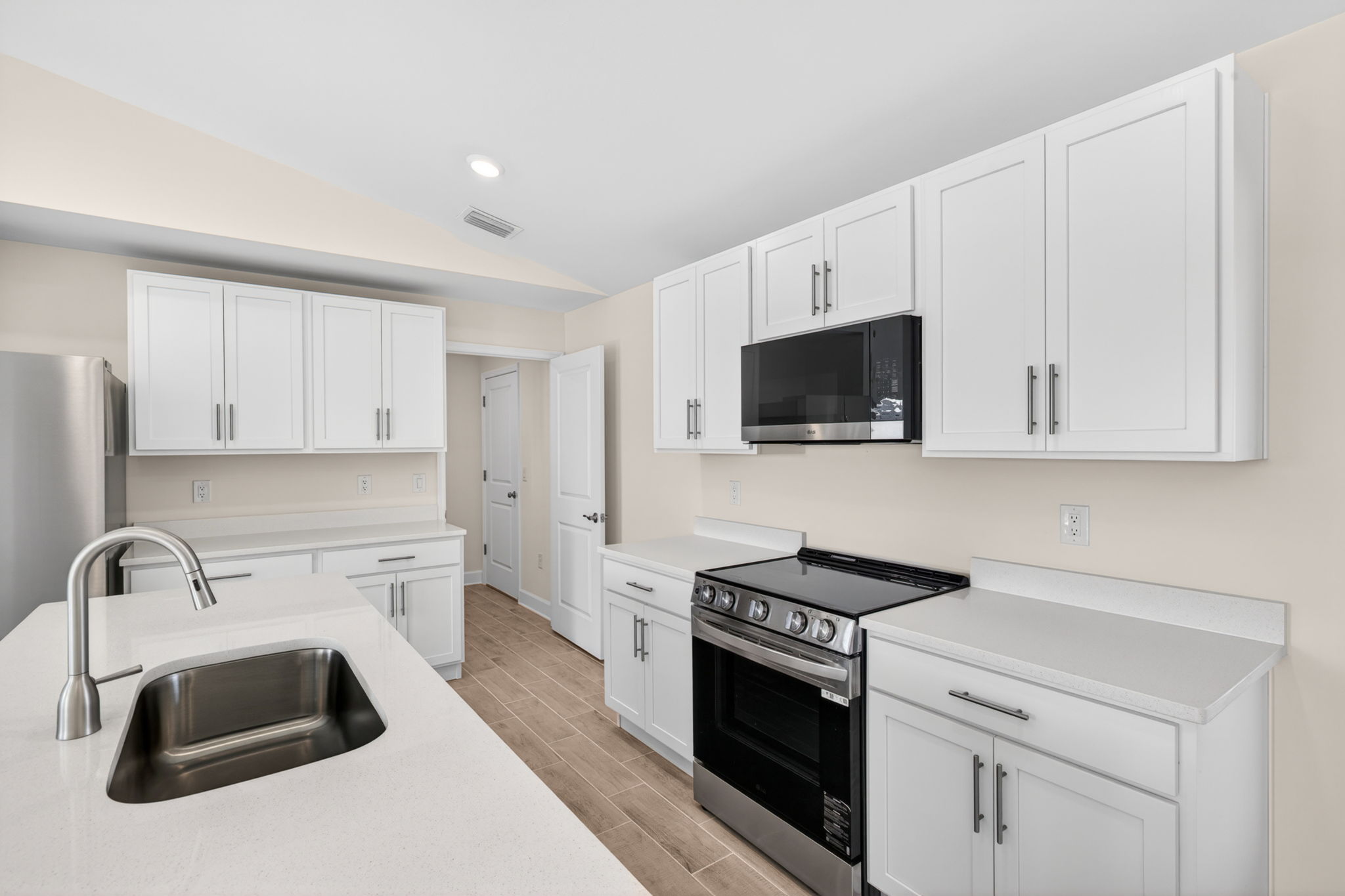 Kitchen 4