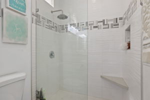  Photo 35