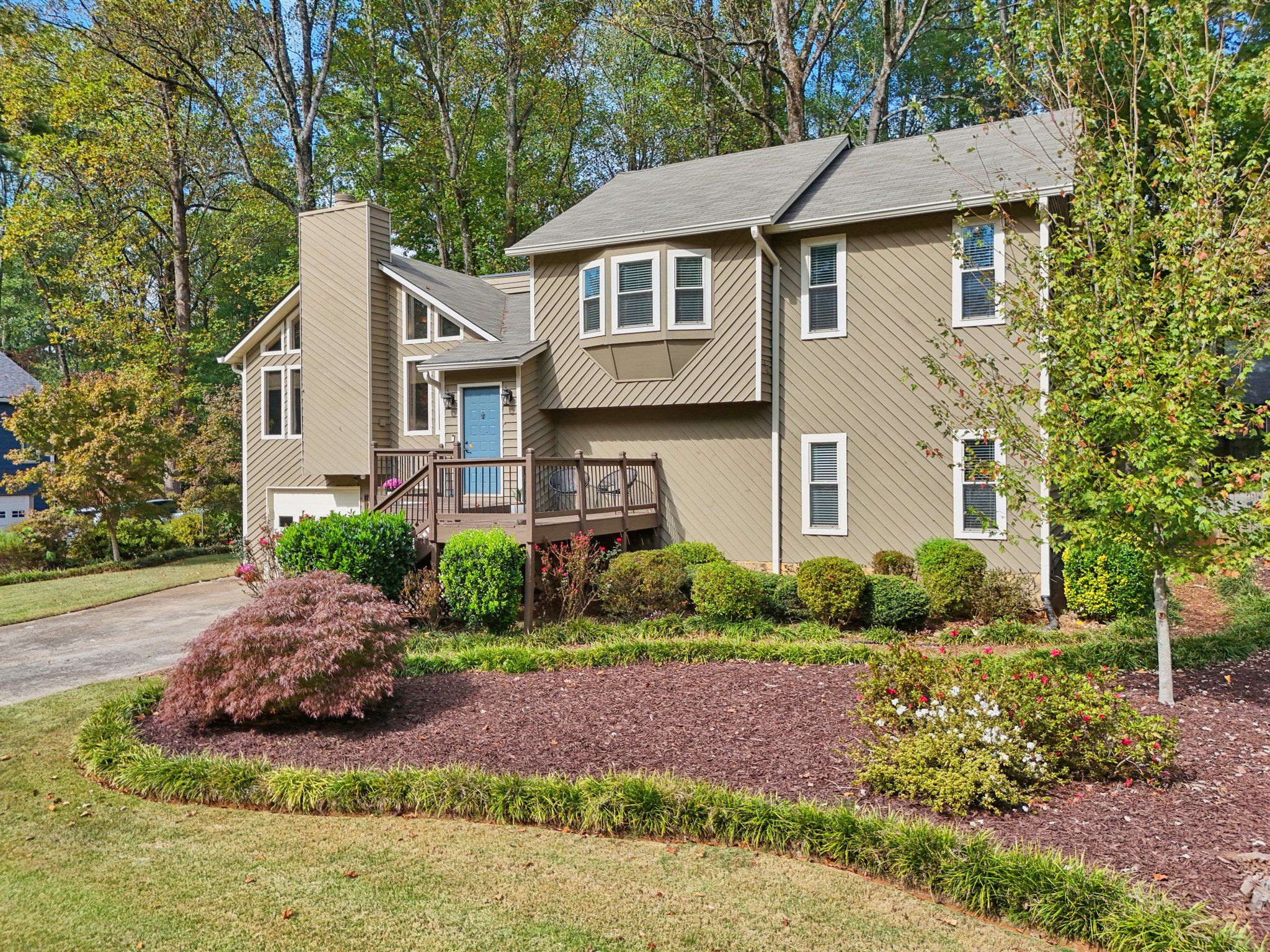 Forest Chase Dr-S2210-003.jpg