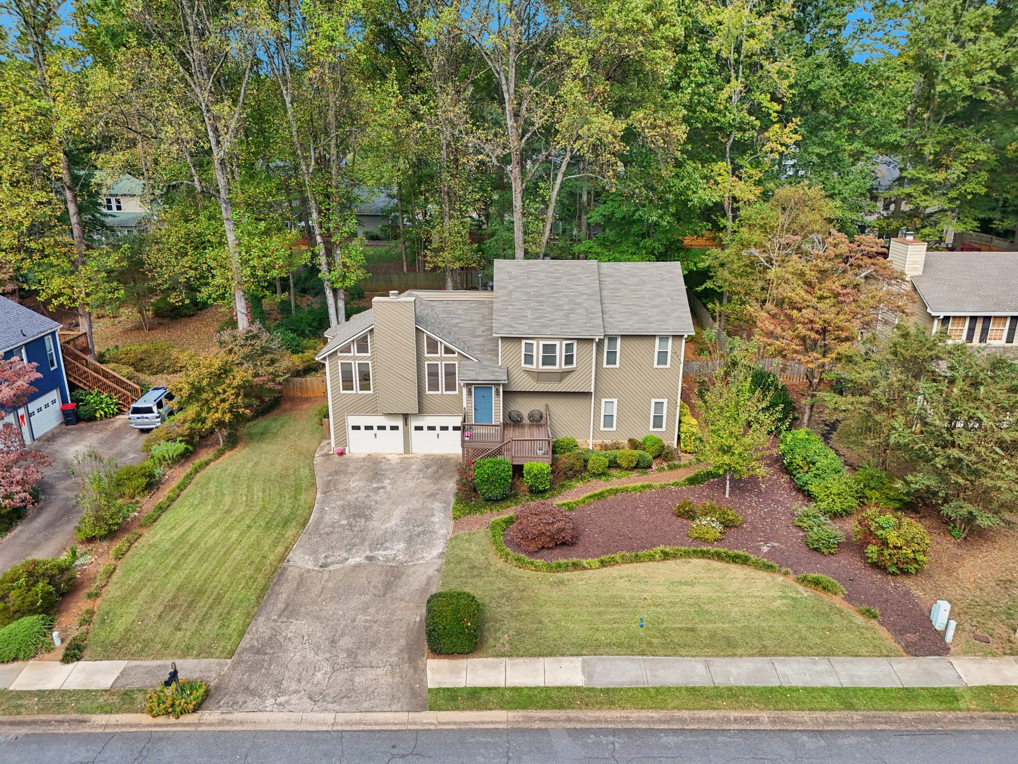 Forest Chase Dr-S2210-054.jpg