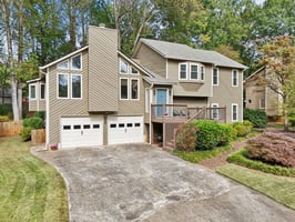 Forest Chase Dr-S2210-002.jpg