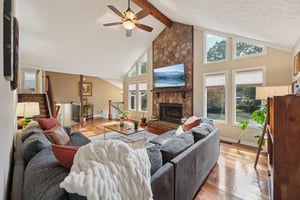 Forest Chase Dr-S2210-008.jpg