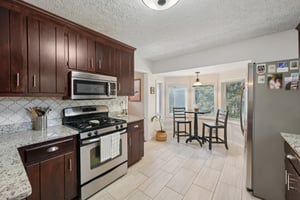 Forest Chase Dr-S2210-020.jpg