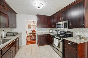 Forest Chase Dr-S2210-021.jpg