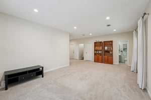 Forest Chase Dr-S2210-042.jpg