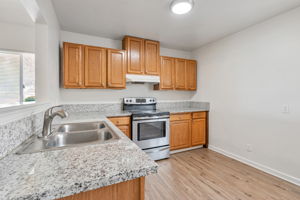 014_ 2842 N First St 