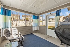  Photo 35
