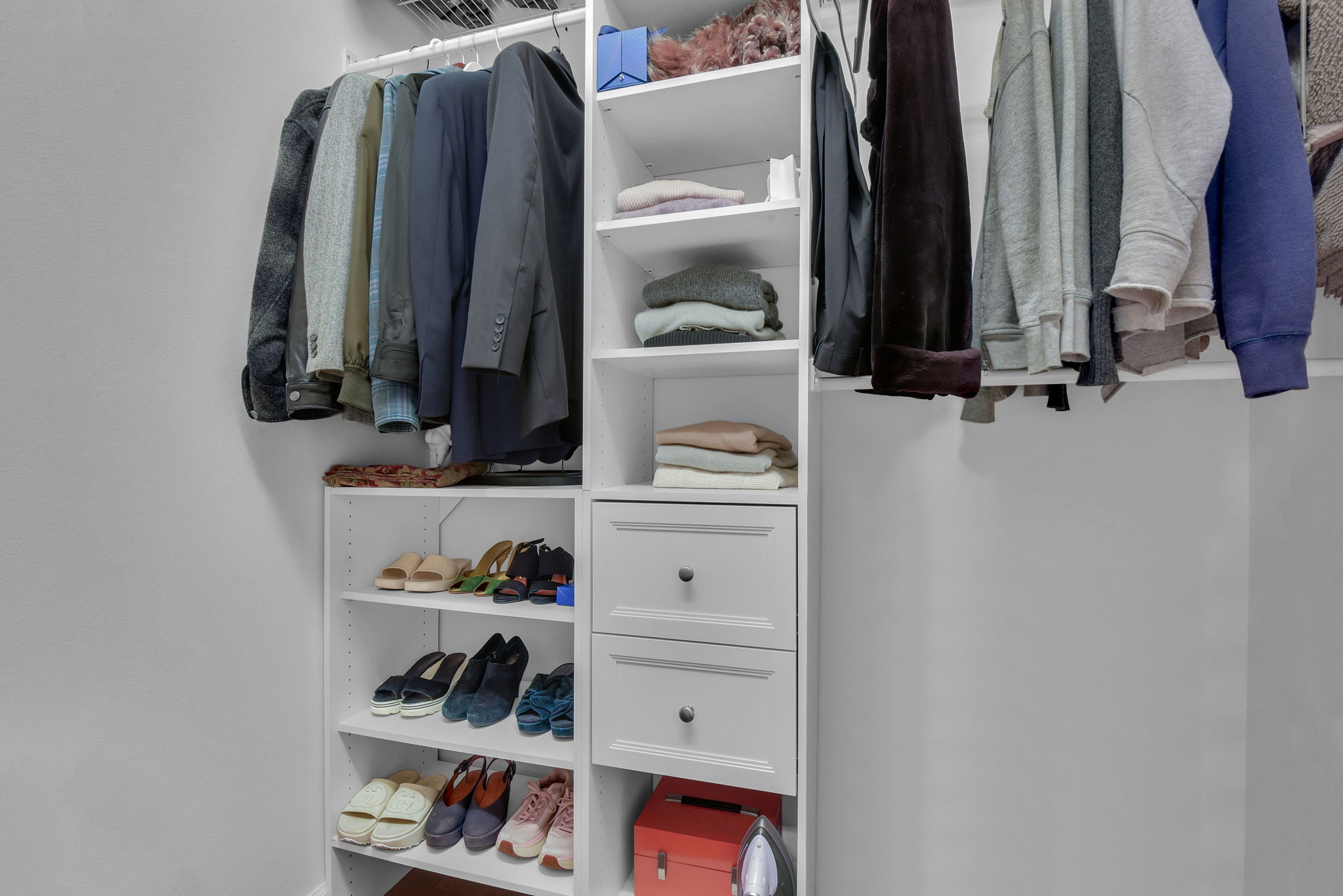 Primary Bedroom Closet