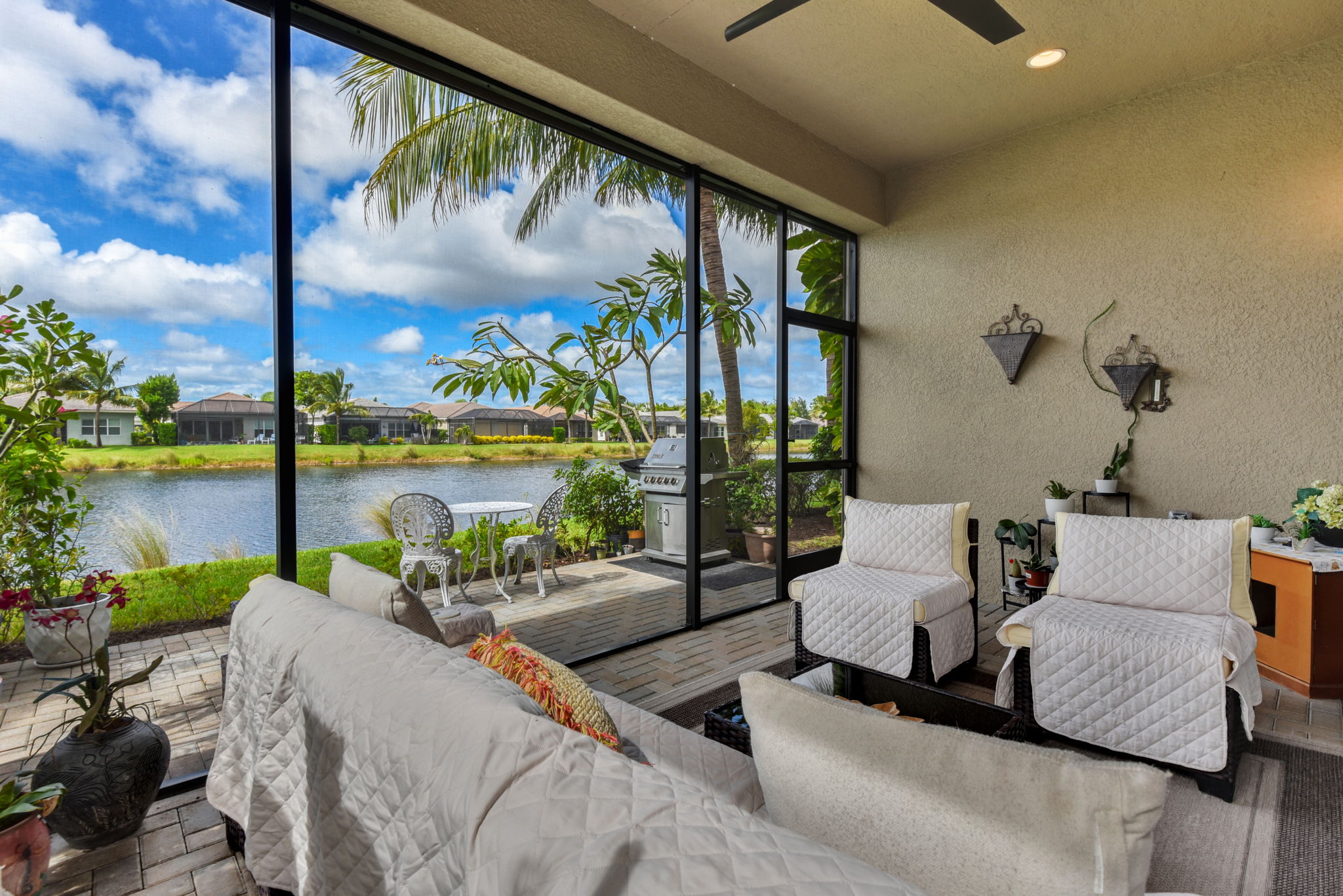 Rear Lanai