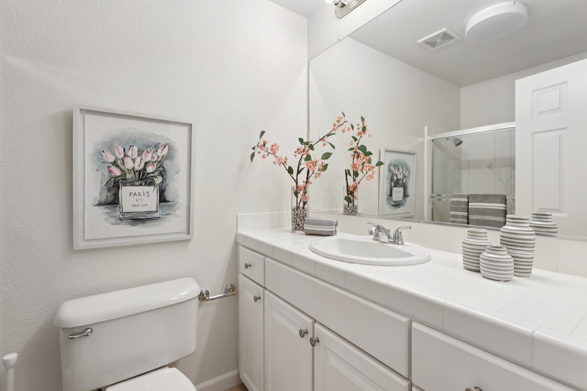 Saklan Indian Dr-S2302-032.jpg