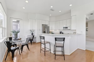 Saklan Indian Dr-S2302-014.jpg