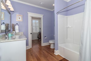 Full Bath 2