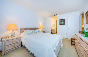 Master Bedroom 1c-2