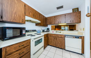 Kitchen 4-3