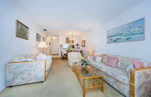 Family Room 4-2