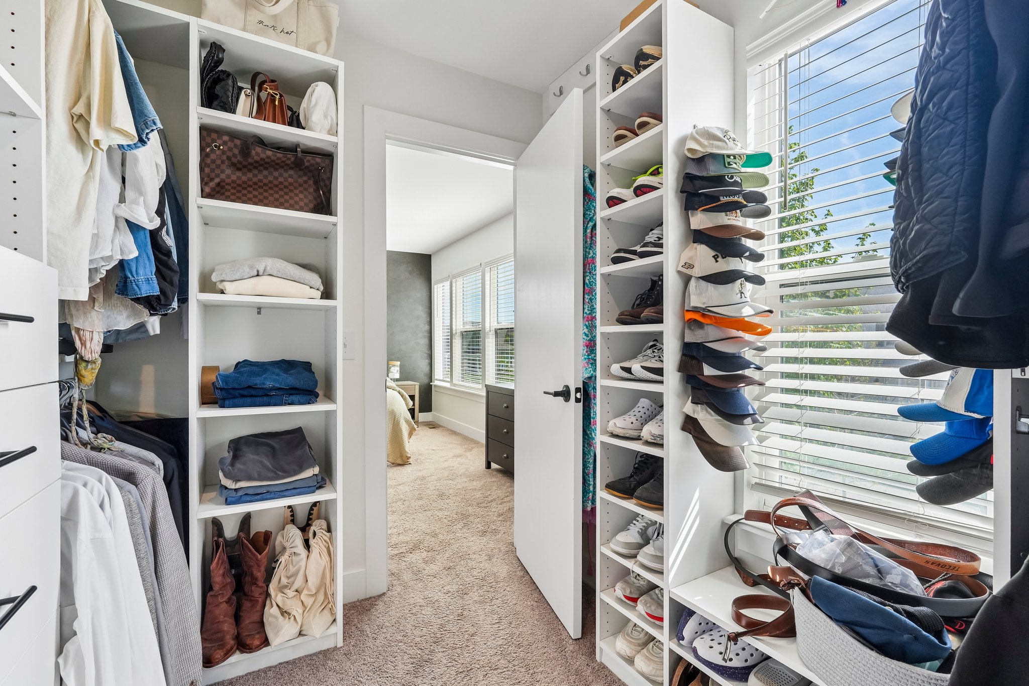 Macpherson Ave-S2204-044.jpg