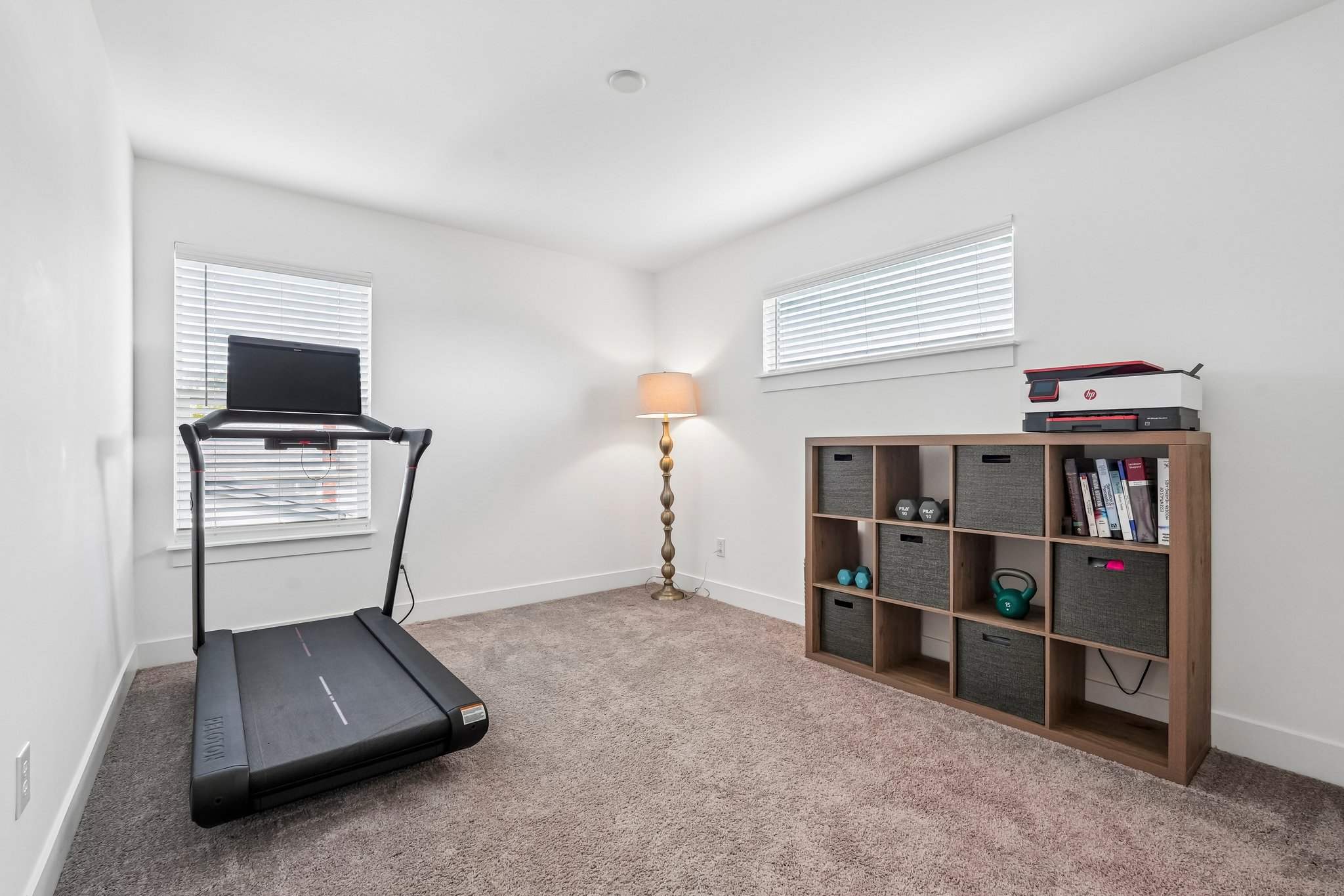 Macpherson Ave-S2204-052.jpg