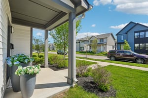 Macpherson Ave-S2204-005.jpg