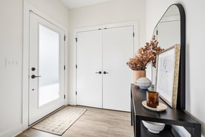 Macpherson Ave-S2204-007.jpg