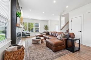 Macpherson Ave-S2204-009.jpg