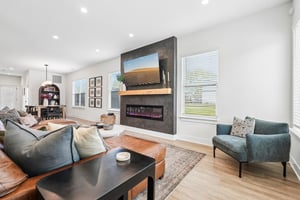 Macpherson Ave-S2204-010.jpg