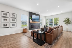 Macpherson Ave-S2204-012.jpg